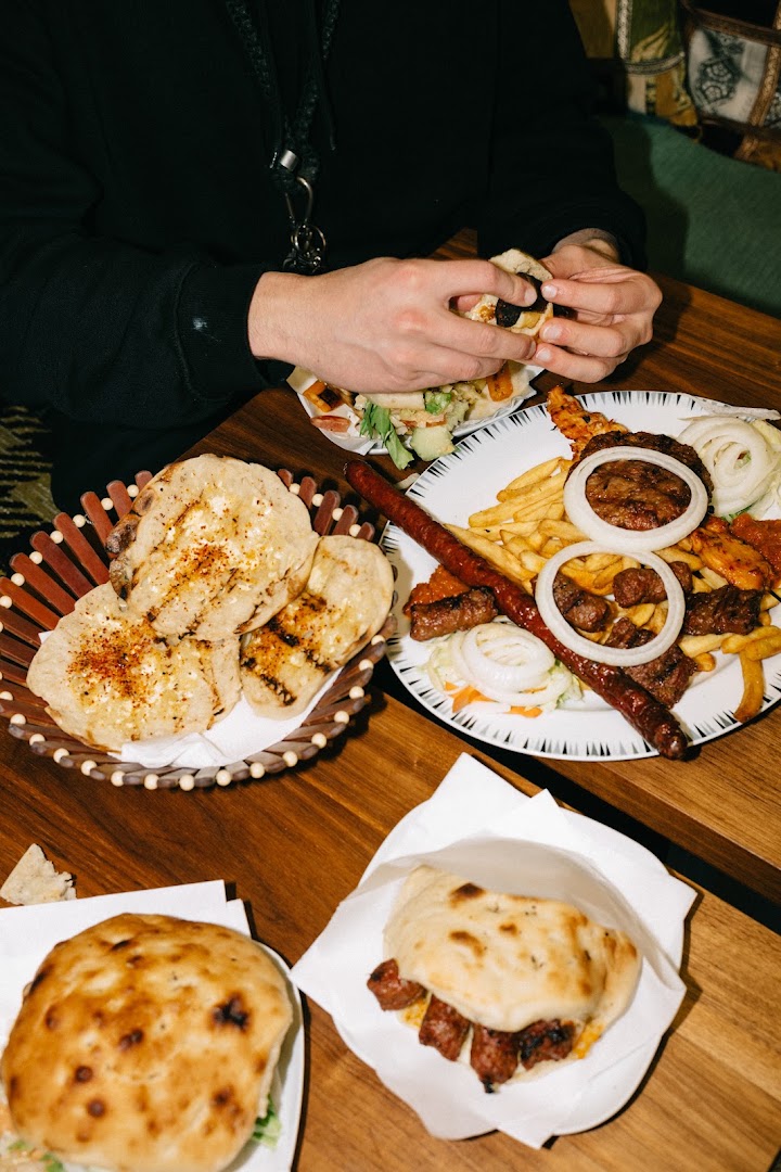 Jakova Premium Balkan Fast Food · Fotos 18